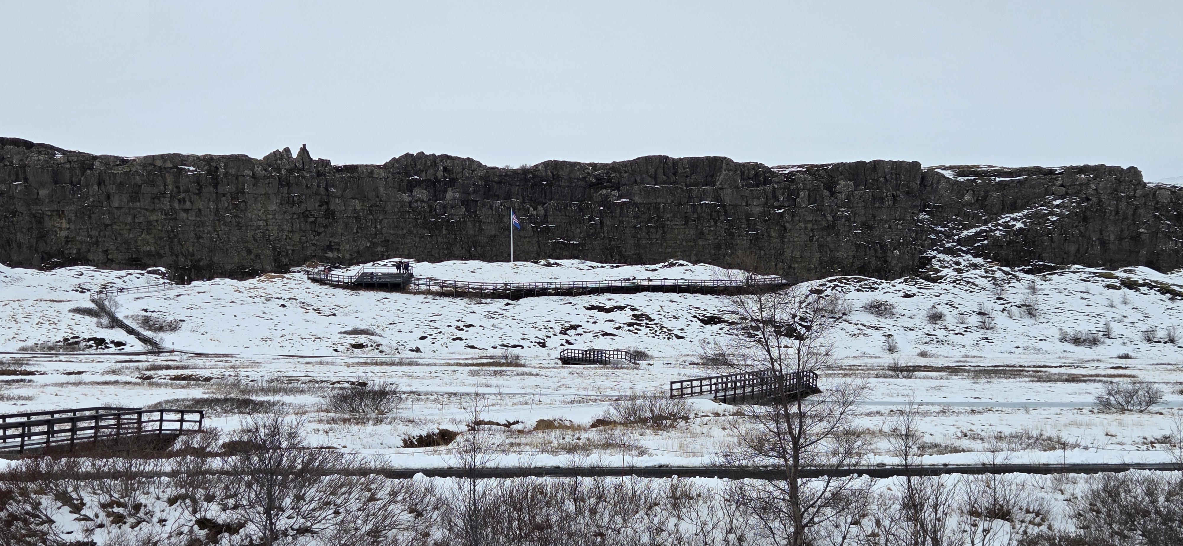 Almannagjá cliff and Lögberg area at Þingvellir covered in snow